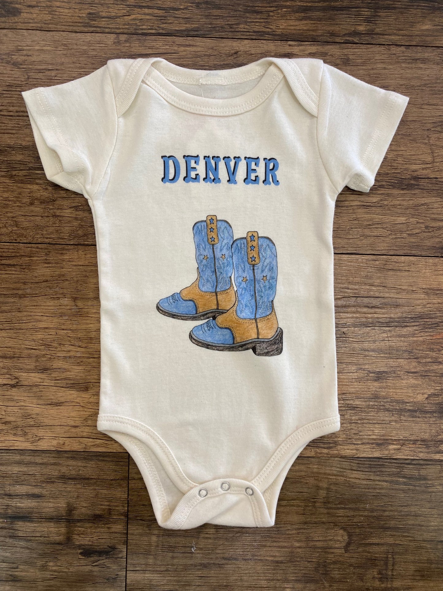 Tee, Boots Denver