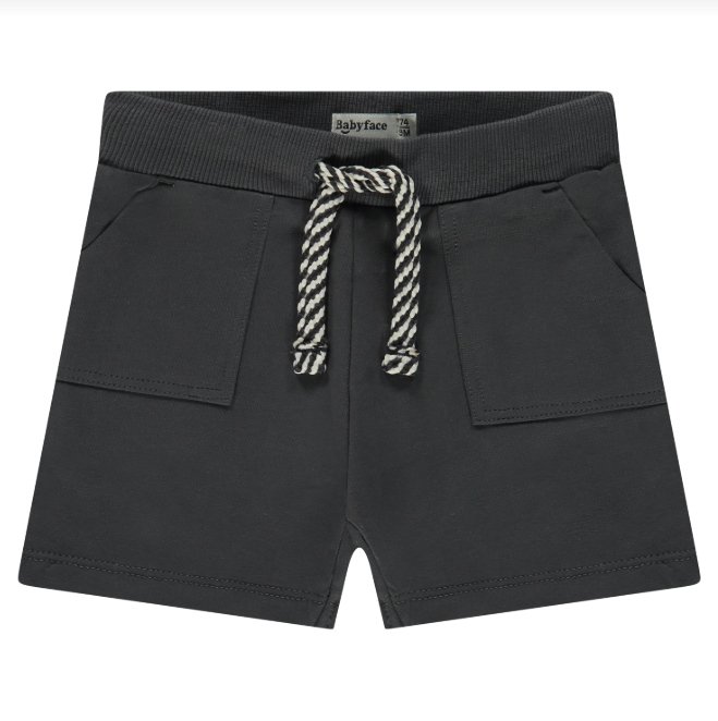 Sweatshorts, Antra