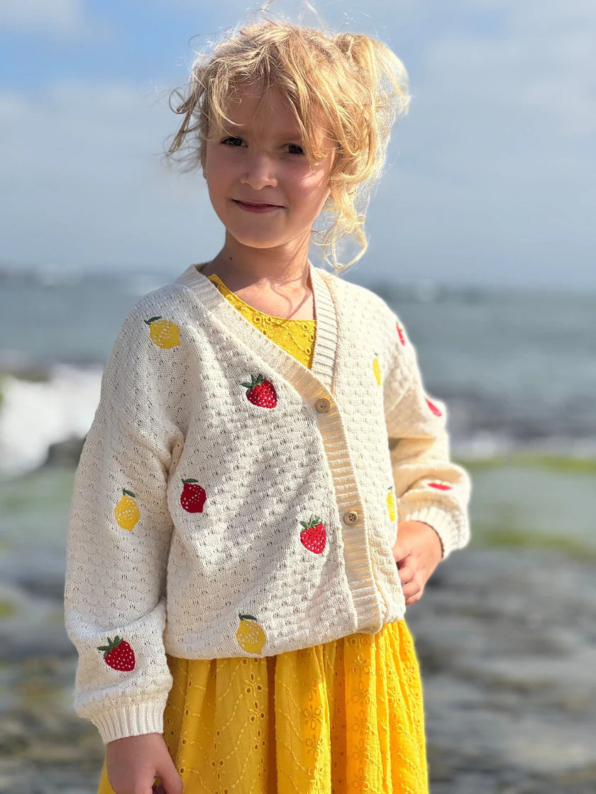Sophie Cardigan, Fruit