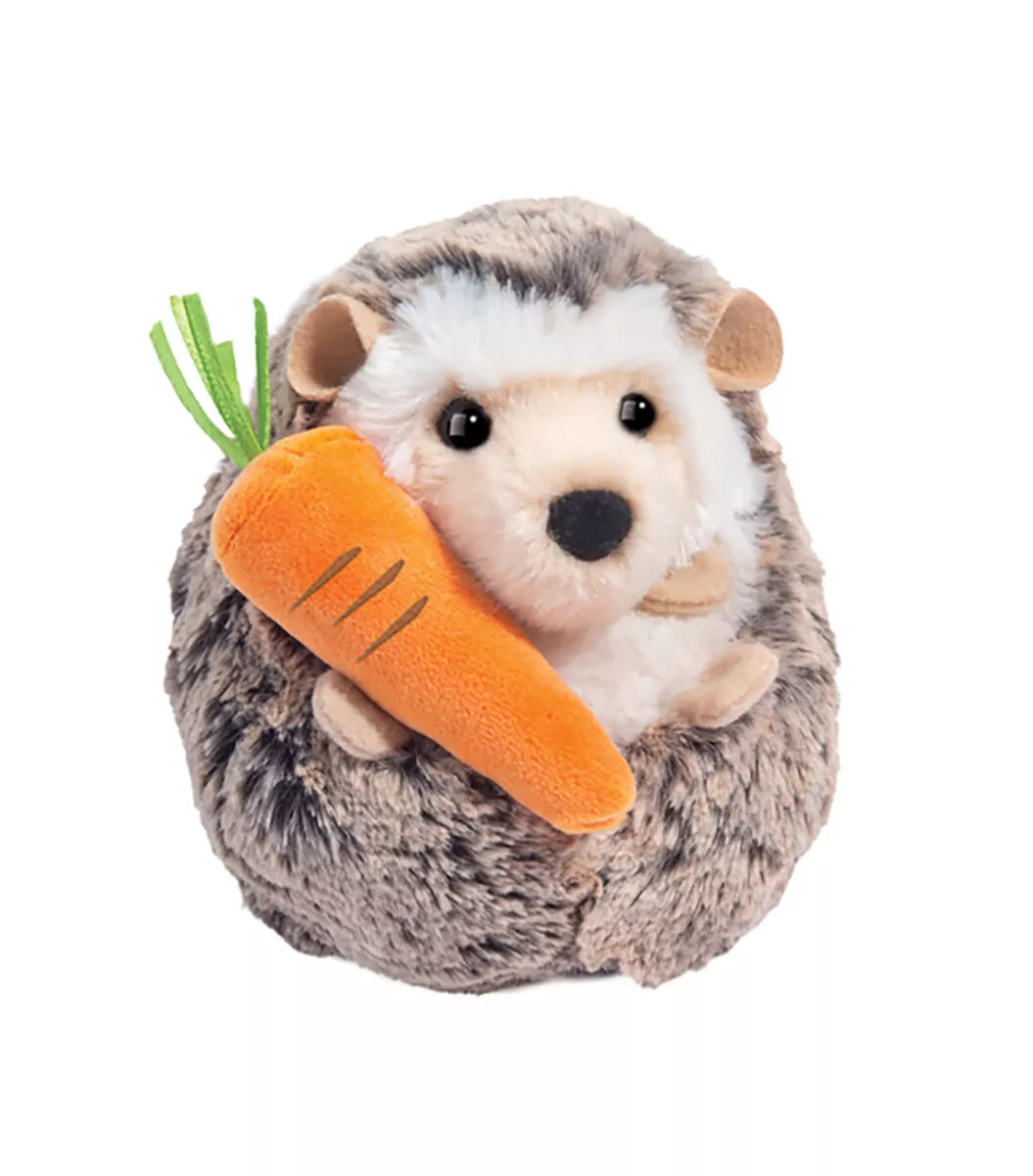 Hedgehog w/Carrot - Spunky