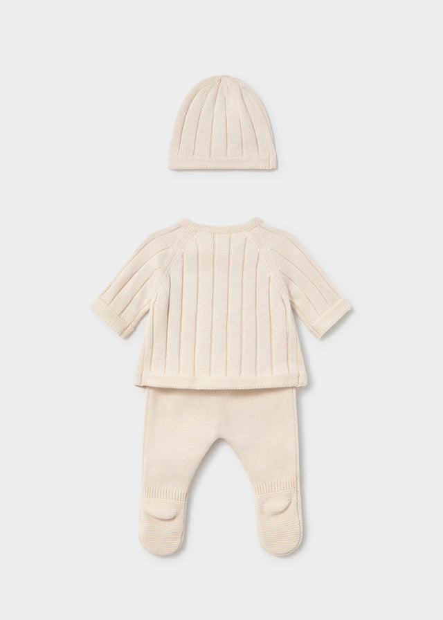 Knit Sweater and Hat Set, Pottery, 2511