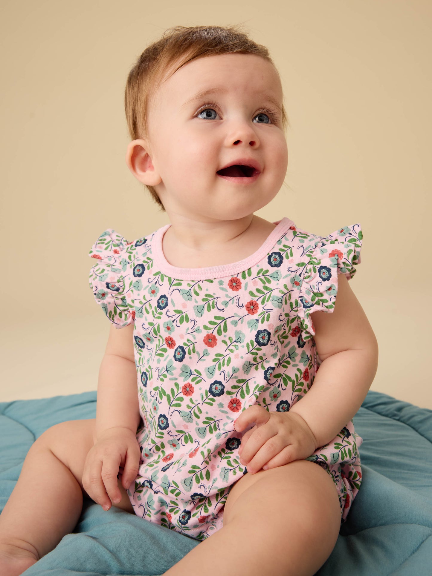 Flutter Baby Romper, Azulejos Florales