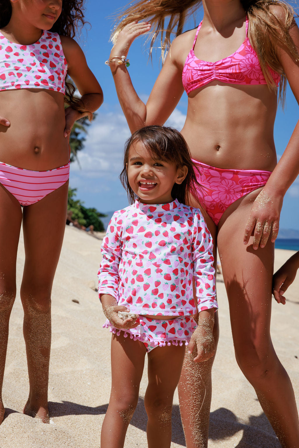 Sandy Toes Rashguard Swim Set, Strawberries